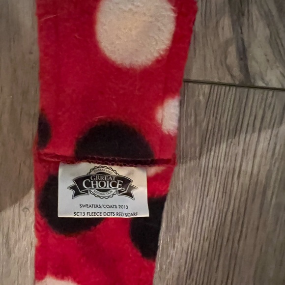 Great choice, fleece red with white, and black polkadots, dog scarf - Picture 2 of 3